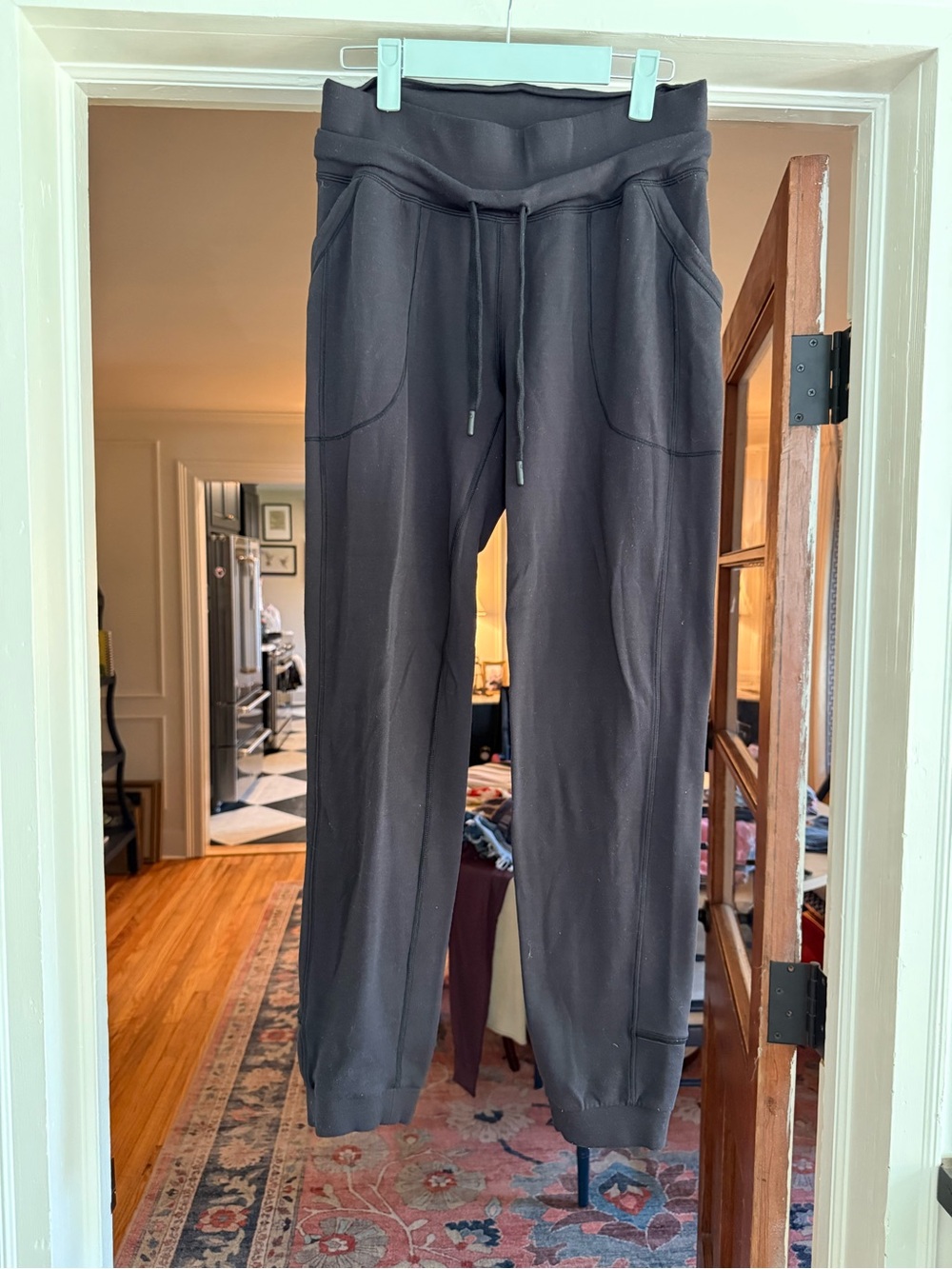 Lulu MR Joggers with drawstring in Black, Size 6
